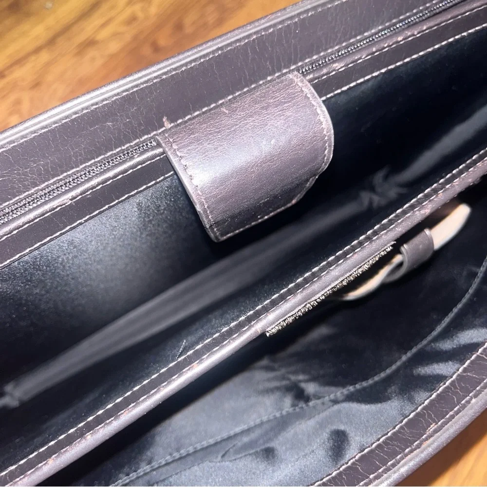 Tumi Townhouse 24230D Broadley Document Black/Brown Leather Briefcase